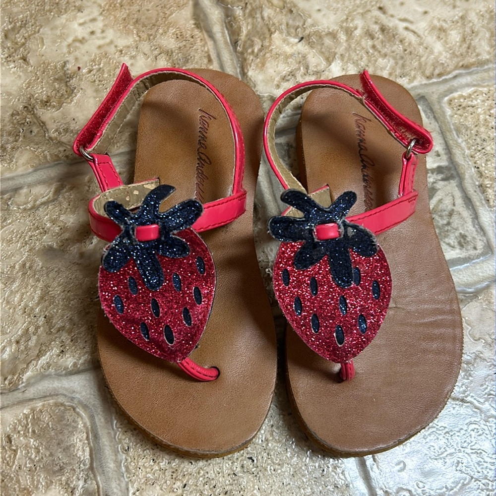 Hanna Andersson Piper Strawberry Sandal